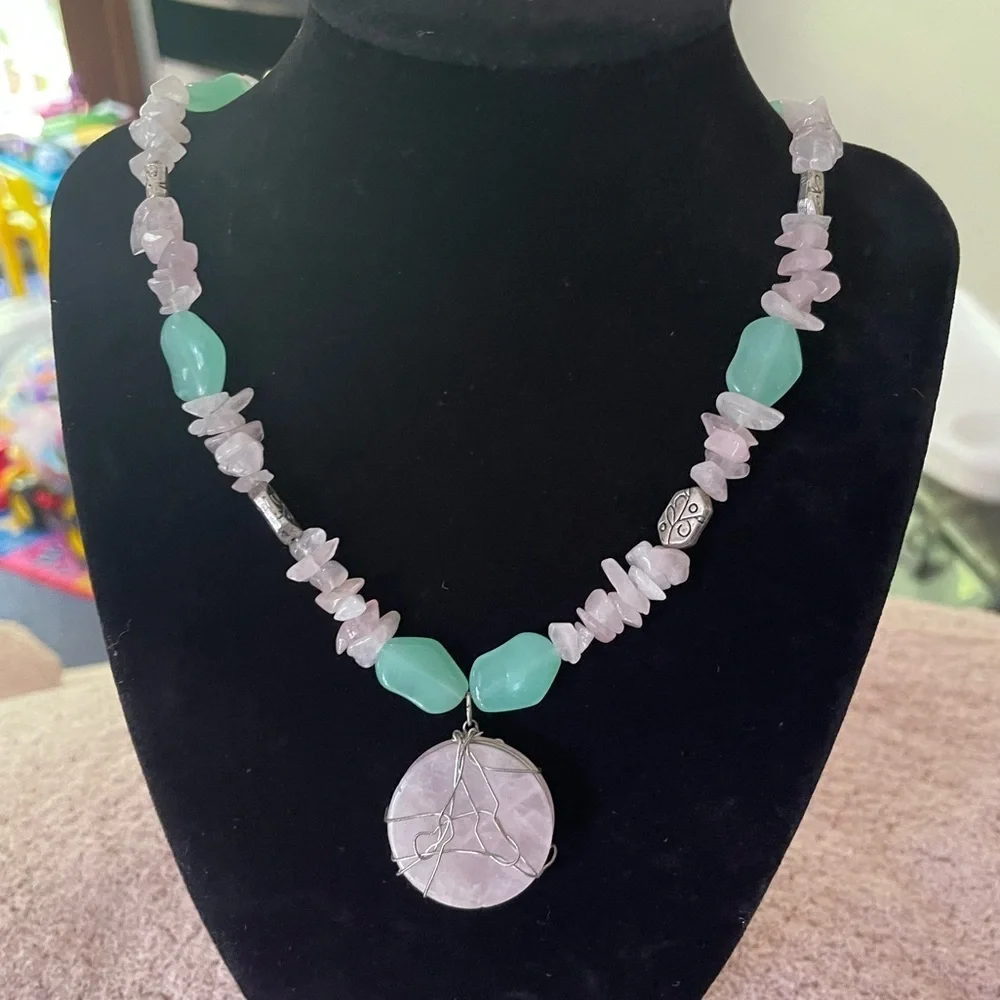 Rose quartz and Aventurine Stone Necklace